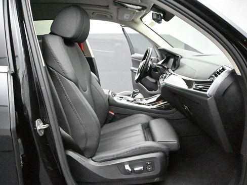 Used 2020 BMW X7 xDrive40i w/ Premium Package image 16