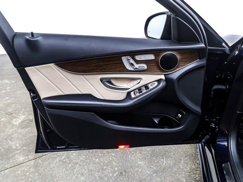 Used 2020 Mercedes-Benz C 300 Sedan image 21