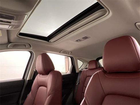 New 2025 MAZDA CX-5 Carbon Edition image 14