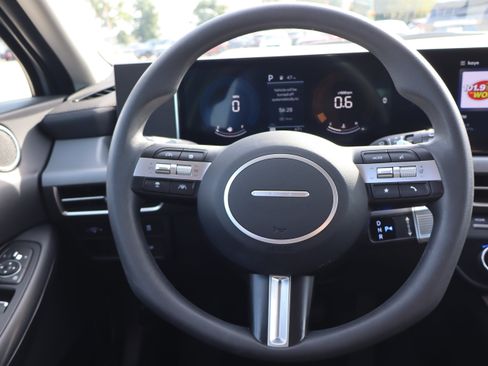 Used 2025 Hyundai Sonata SEL FWD image 14