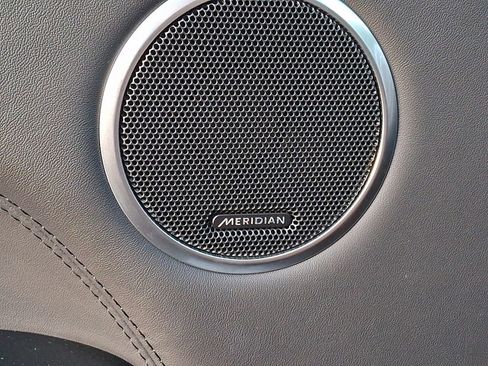 Used 2022 Land Rover Range Rover Sport SVR image 22