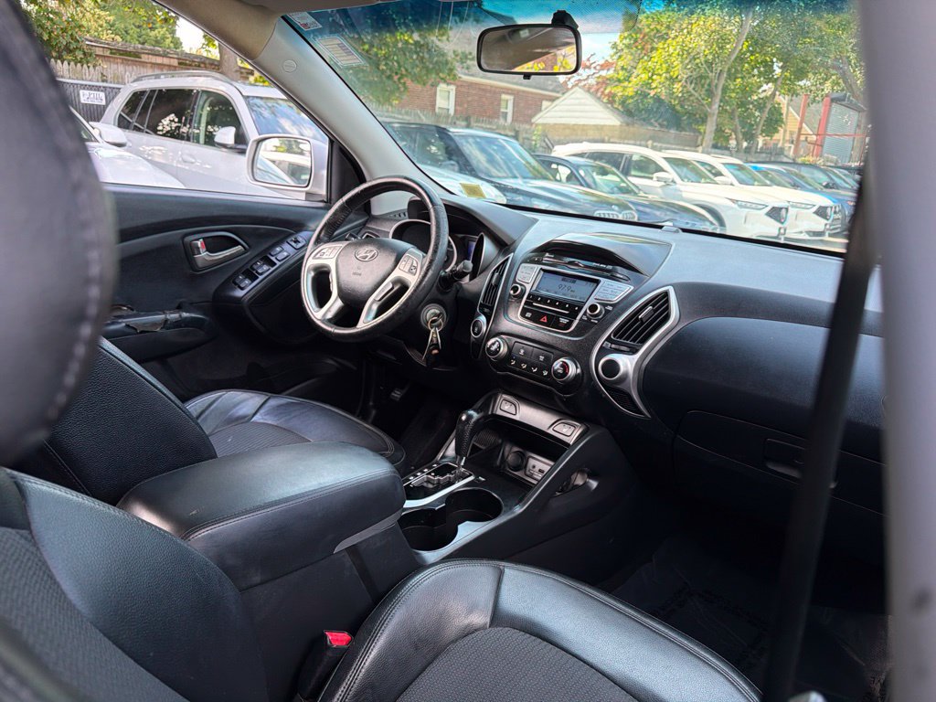 Used 2012 Hyundai Tucson GLS AWD/4WD image 22