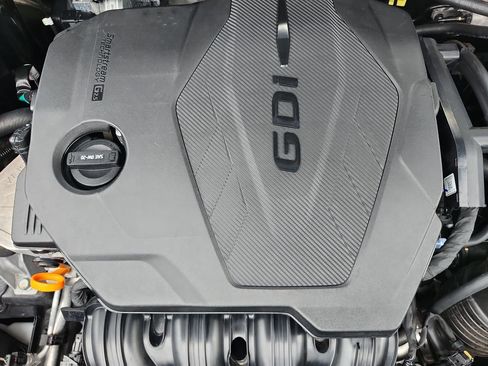 Certified 2025 Hyundai Santa Cruz SE FWD image 21