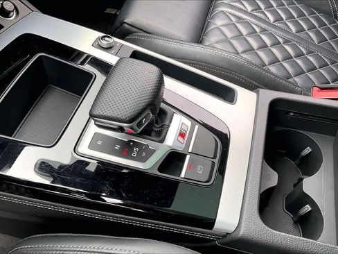 Used 2021 Audi SQ5 Premium Plus image 16