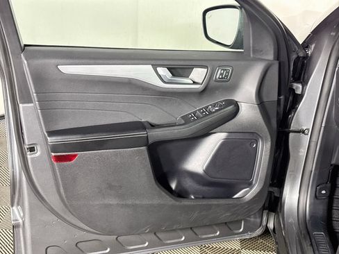 Used 2025 Ford Escape Platinum AWD/4WD image 10