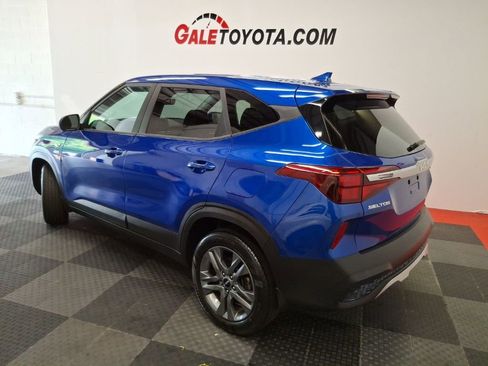Used 2023 Kia Seltos LX image 7