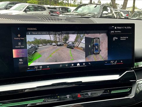 Certified 2025 BMW 530i RWD image 26