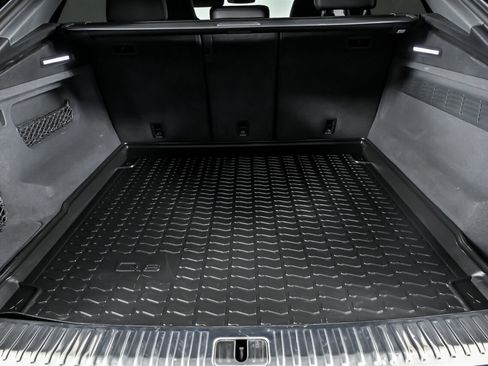 Used 2023 Audi RS Q8 image 16