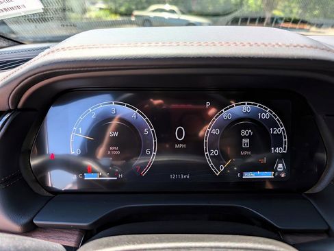 Used 2025 Jeep Grand Cherokee Summit AWD/4WD image 21