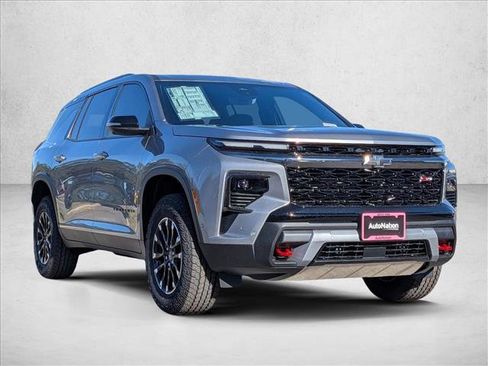 New 2026 Chevrolet Traverse Z71 w/ Enhanced Driving Package image 3