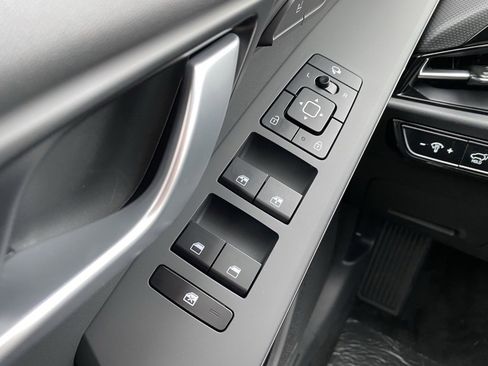 New 2026 Kia Niro SX image 22