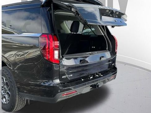 Used 2025 Ford Expedition Max Active AWD/4WD image 69