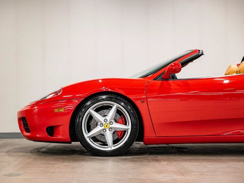 Used 2001 Ferrari 360 Spider RWD image 38