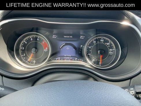 Used 2020 Jeep Cherokee Limited w/ Luxury Group AWD/4WD image 20