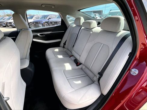 Certified 2025 Hyundai Sonata SEL image 19