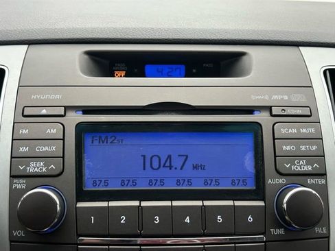 Used 2009 Hyundai Sonata GLS image 16