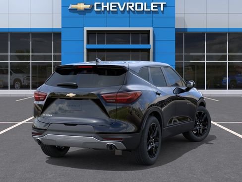 New 2026 Chevrolet Blazer LT w/ LPO, Floor Liner Package FWD image 4