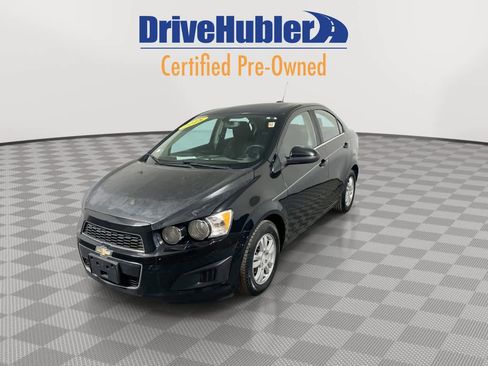 Used 2016 Chevrolet Sonic LT image 4