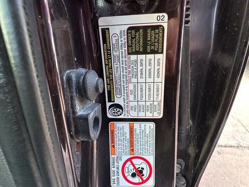 Used 2014 Subaru Forester 2.5i Premium AWD/4WD image 23