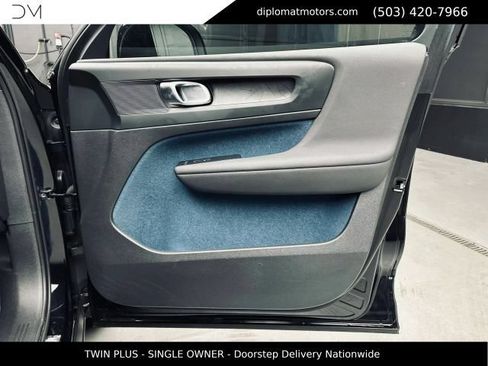 Used 2023 Volvo C40 P8 Recharge Plus AWD/4WD image 25