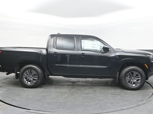 New 2026 Nissan Frontier SV w/ All-Weather Content Package AWD/4WD image 8