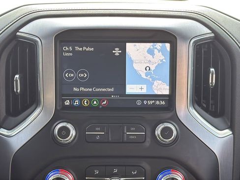 Used 2020 GMC Sierra 1500 SLT image 16