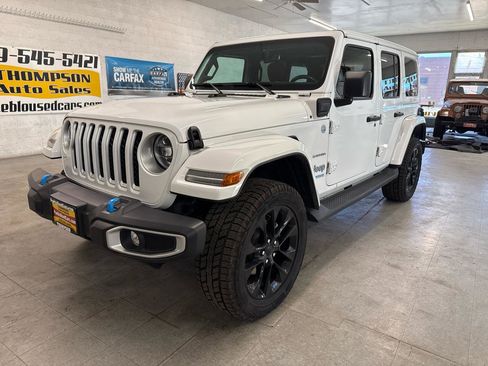 Used 2022 Jeep Wrangler Unlimited Sahara w/ Cold Weather Group AWD/4WD image 99