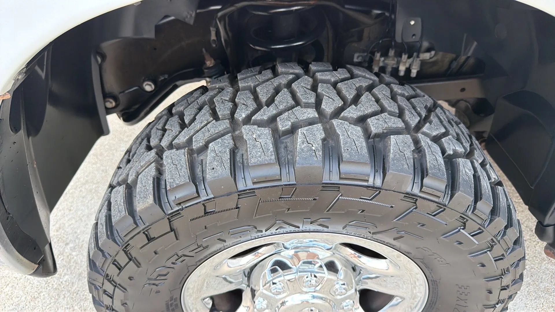 Used 2012 RAM 3500 ST w/ Chrome Appearance Group AWD/4WD image 21