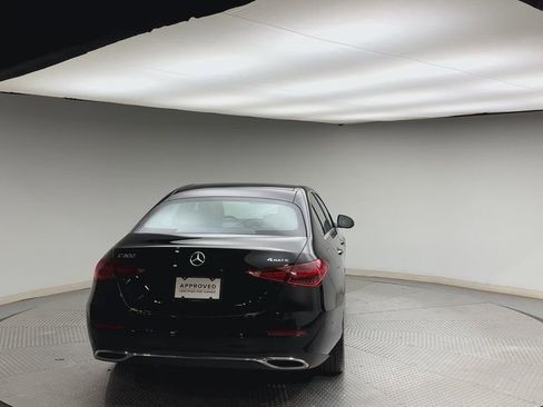 Used 2023 Mercedes-Benz C 300 4MATIC Sedan image 3