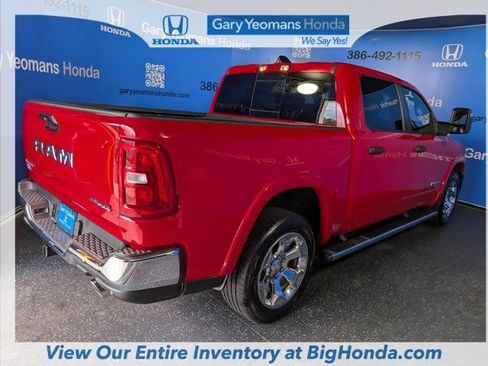Used 2025 RAM 1500 Big Horn AWD/4WD image 6