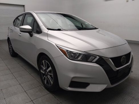 Used 2021 Nissan Versa SV FWD image 13