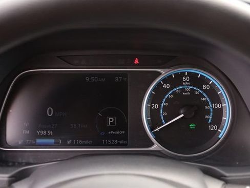 Certified 2025 Nissan Leaf S FWD image 13