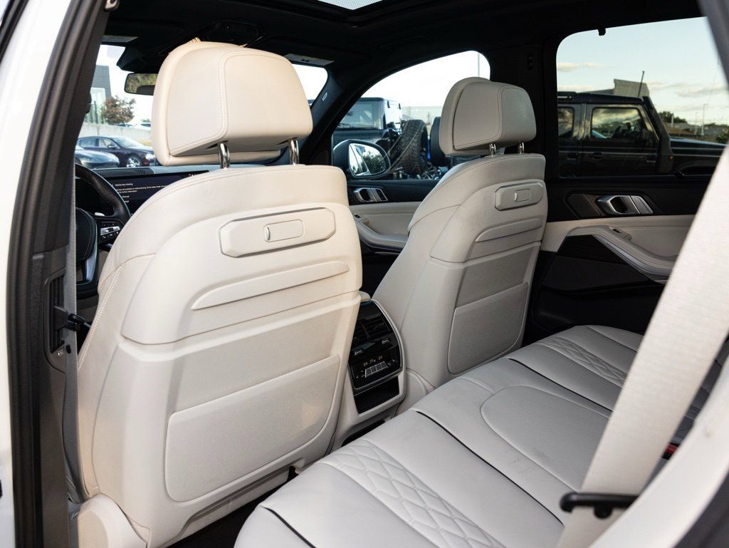 Used 2026 BMW X5 xDrive50e w/ Executive Package AWD/4WD image 47