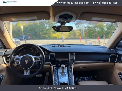 Used 2013 Porsche Panamera 4 Platinum Edition AWD/4WD image 14
