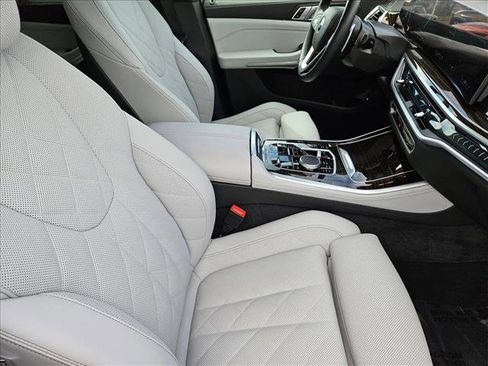 Certified 2025 BMW X5 xDrive50e w/ Parking Assistance Package image 28