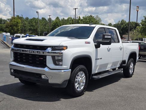 Used 2023 Chevrolet Silverado 3500 LT w/ Convenience Package AWD/4WD image 2