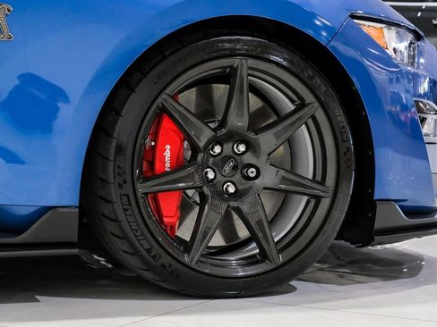 Used 2021 Ford Mustang Shelby GT500 w/ Carbon Fiber Track Pack image 50