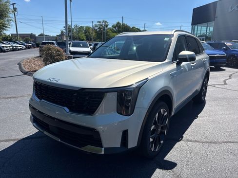 New 2026 Kia Sorento EX AWD/4WD image 3