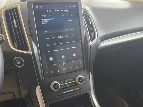 Used 2022 Ford Edge SEL w/ Convenience Package image 20