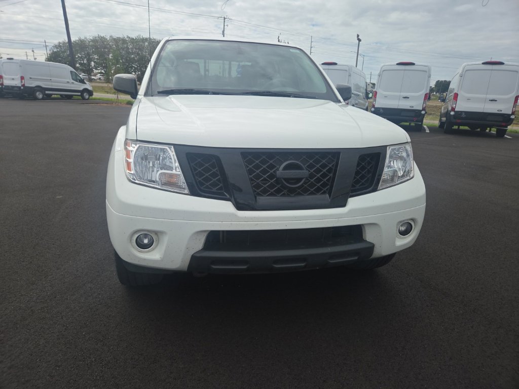 Used 2021 Nissan Frontier SV w/ Midnight Edition Floor Mats AWD/4WD image 3