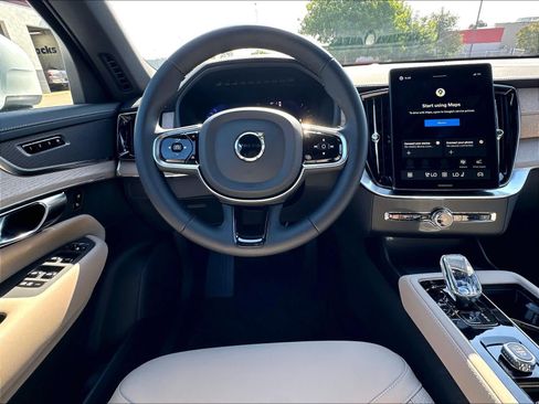 New 2026 Volvo XC90 B5 Core AWD/4WD image 15