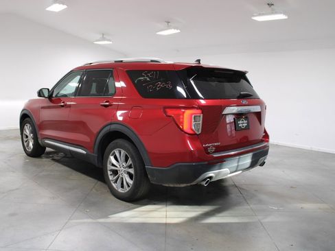 Used 2023 Ford Explorer Limited image 7