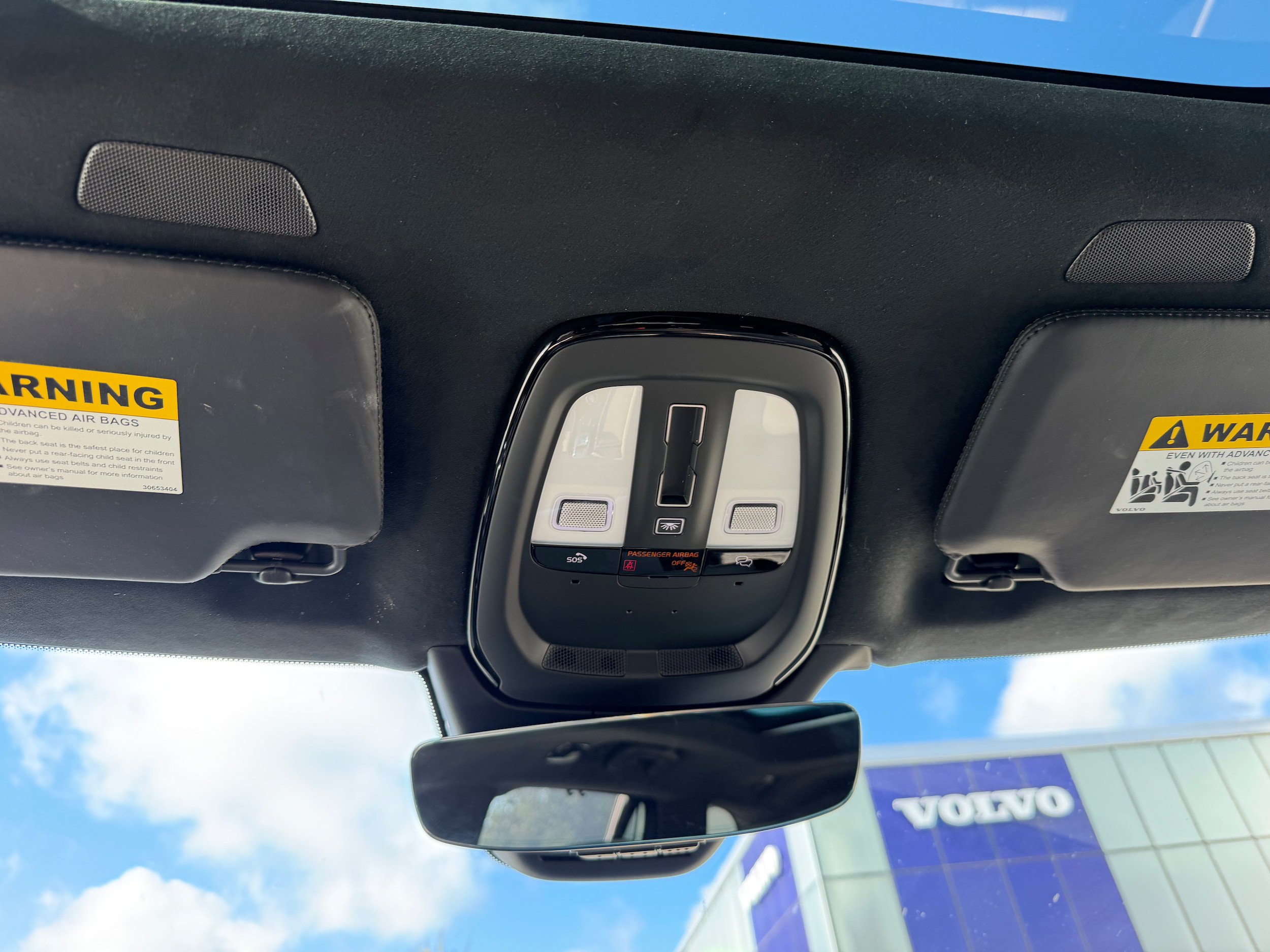 Certified 2025 Volvo XC90 T8 Ultra AWD/4WD image 22