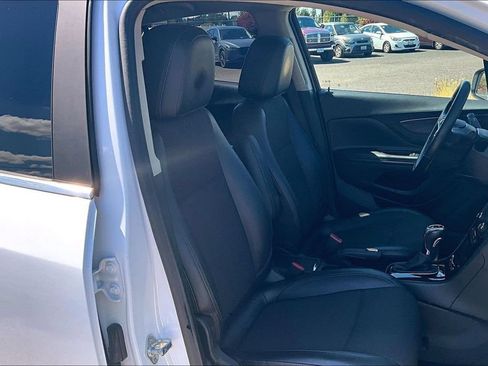 Used 2019 Buick Encore Preferred FWD image 10