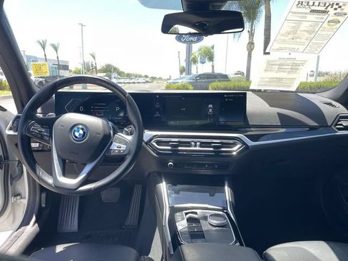 Used 2023 BMW 330e RWD image 20