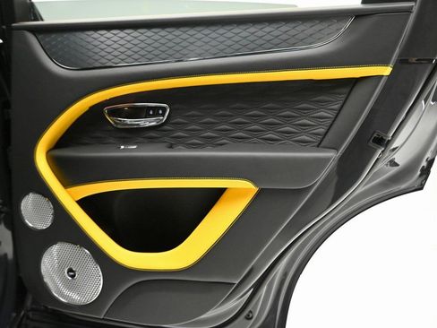 New 2026 Bentley Bentayga Speed AWD/4WD image 32
