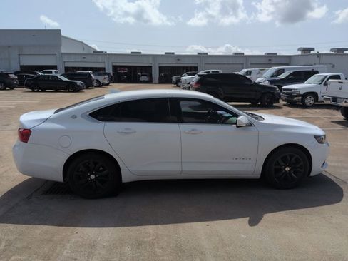 Used 2019 Chevrolet Impala LT FWD image 4