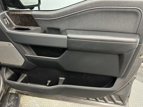 Used 2021 Ford F150 Lariat AWD/4WD image 16