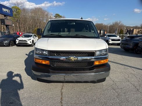 Used 2024 Chevrolet Express 2500 w/ Driver Convenience Package image 8