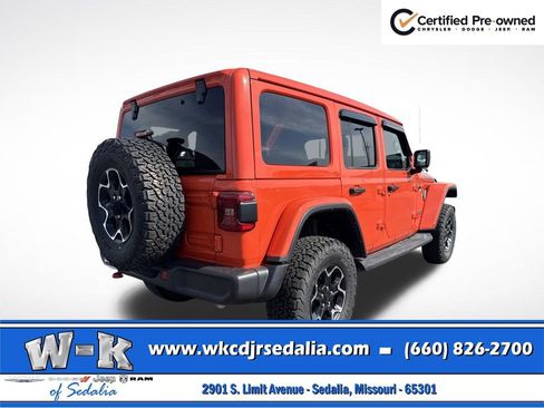 Used 2023 Jeep Wrangler Unlimited Rubicon w/ LED Lighting Group AWD/4WD image 9